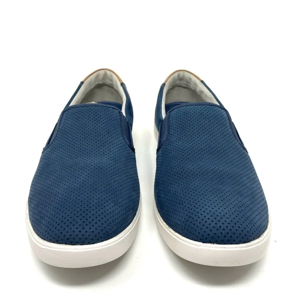 Clarks Newood Easy in Denim Blue Nubuck